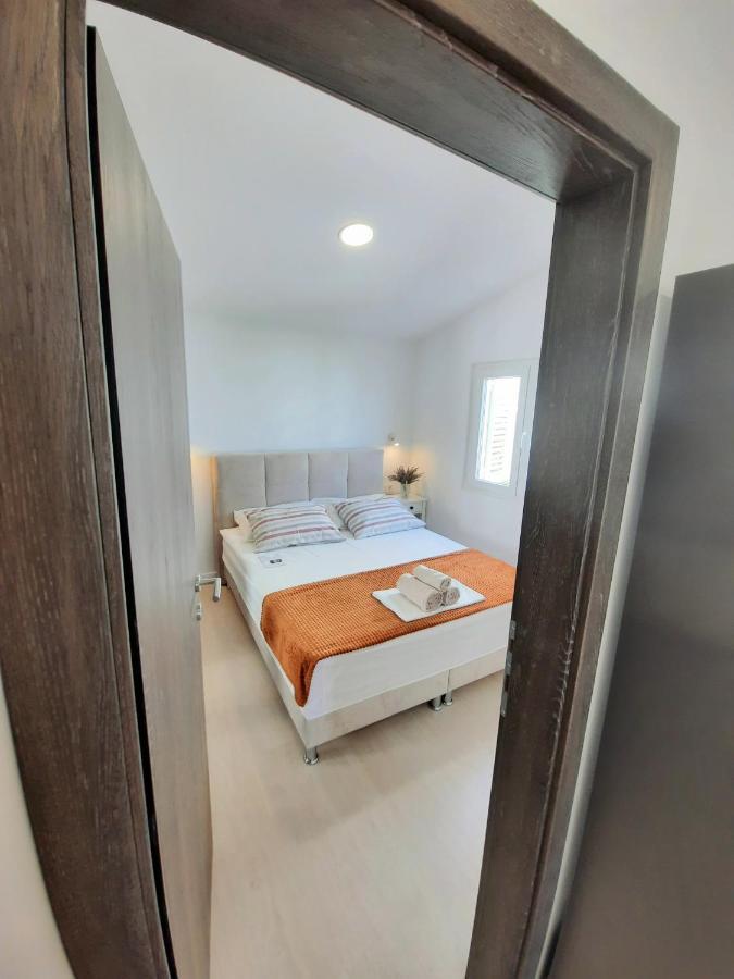 Apartment Maria Макарска Экстерьер фото